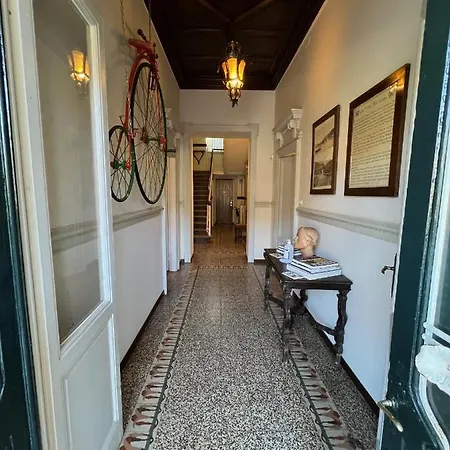 La Del Bed & Breakfast Ghirla